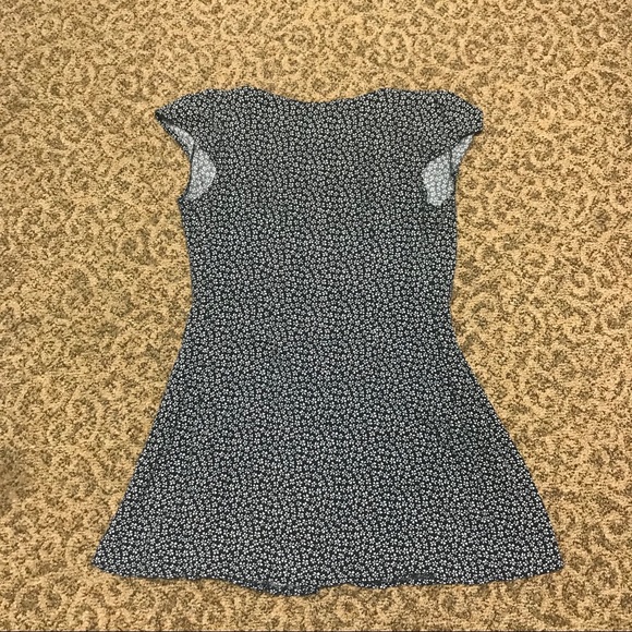 Brandy Melville wrap dress - Picture 2 of 3